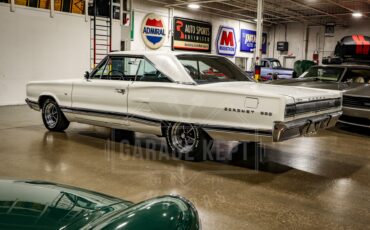 Unknown-Coronet-1967-White-Blue-44