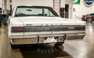 Unknown-Coronet-1967-White-Blue-46