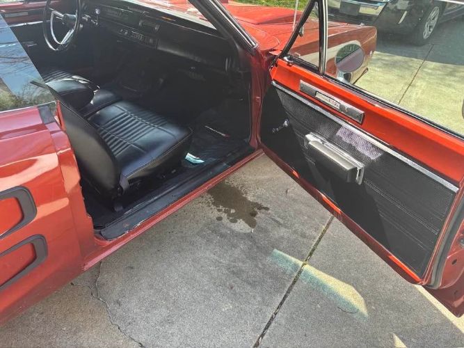 Unknown-Coronet-1968-Brown-Black-4