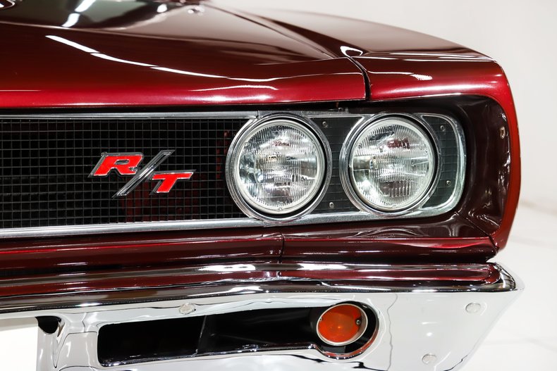 Unknown-Coronet-1968-Burgundy-Metallic-Pearl-White-20
