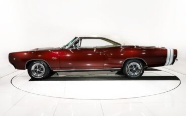 Unknown-Coronet-1968-Burgundy-Metallic-Pearl-White-35