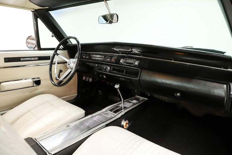 Unknown-Coronet-1968-Burgundy-Metallic-Pearl-White-39