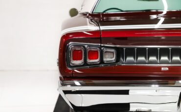 Unknown-Coronet-1968-Burgundy-Metallic-Pearl-White-4
