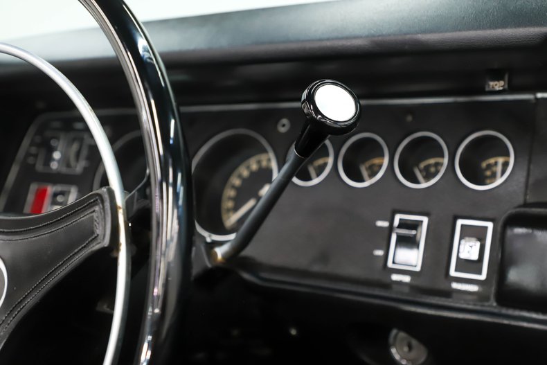 Unknown-Coronet-1969-Medium-Green-Metalli-Black-1