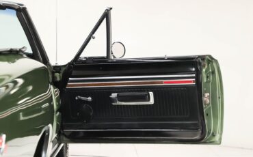 Unknown-Coronet-1969-Medium-Green-Metalli-Black-33