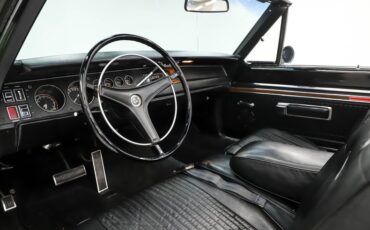 Unknown-Coronet-1969-Medium-Green-Metalli-Black-44