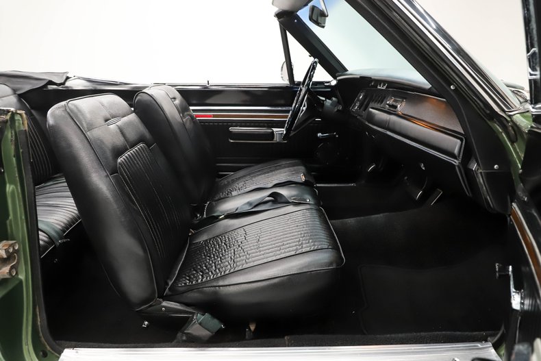 Unknown-Coronet-1969-Medium-Green-Metalli-Black-48