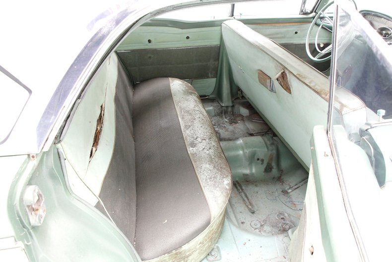 Unknown-Corsair-1959-Mist-Green-Light-Green-31