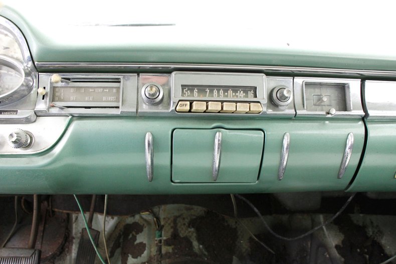 Unknown-Corsair-1959-Mist-Green-Light-Green-37