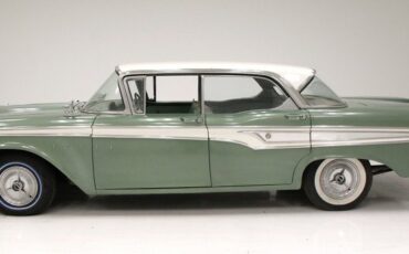 Unknown-Corsair-1959-Mist-Green-Light-Green