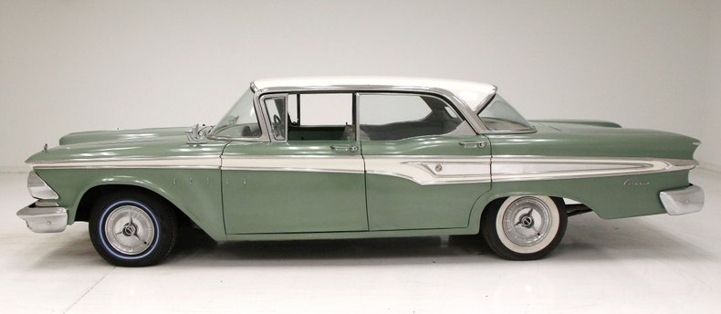 Unknown-Corsair-1959-Mist-Green-Light-Green