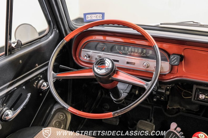 Unknown-Corvair-1962-Mango-Tango-Black-Houndstooth-34
