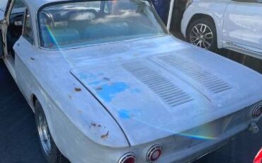 Unknown-Corvair-1962-White-Blue-1