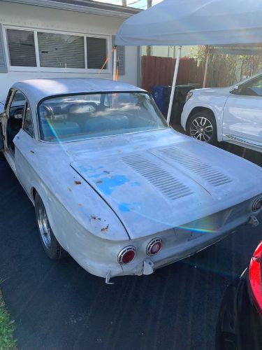 Unknown-Corvair-1962-White-Blue-1