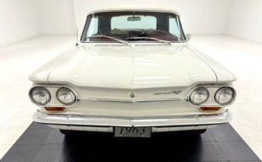 Unknown-Corvair-1963-Ermine-White-Red-16