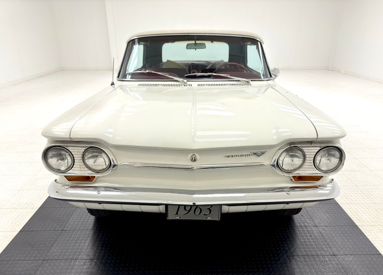 Unknown-Corvair-1963-Ermine-White-Red-16