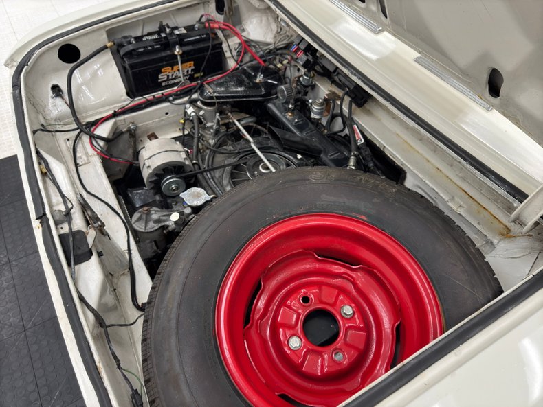 Unknown-Corvair-1963-Ermine-White-Red-44