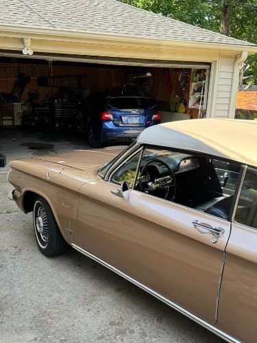 Unknown-Corvair-1963-Gold-Black-5