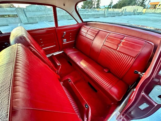Unknown-Corvair-1963-Red-Red-vinyl-13
