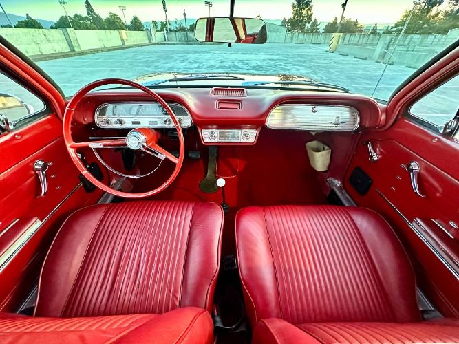 Unknown-Corvair-1963-Red-Red-vinyl-9