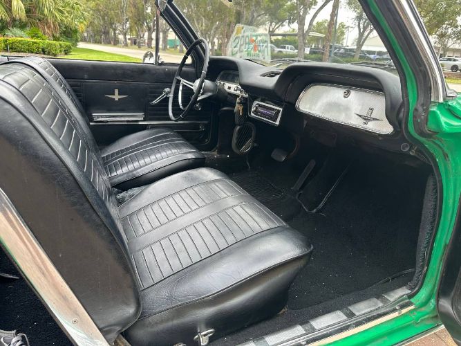 Unknown-Corvair-1964-3