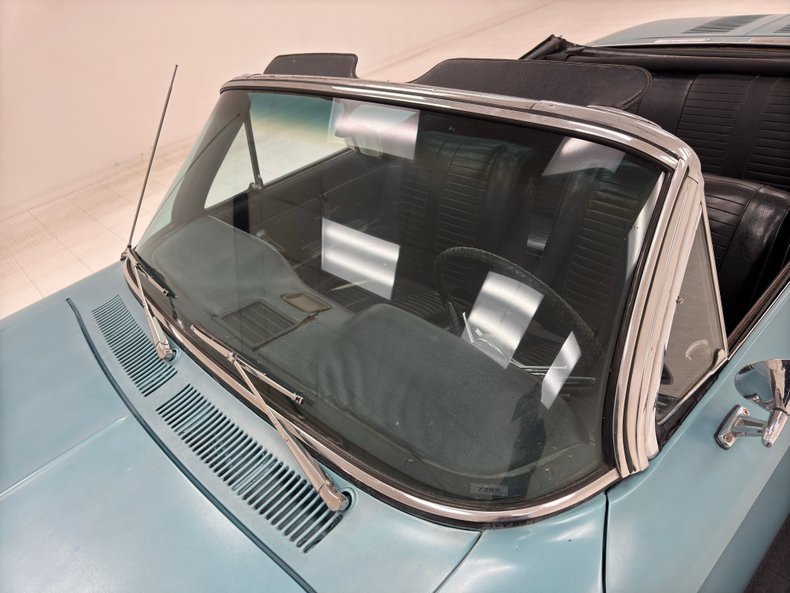 Unknown-Corvair-1964-Azure-Aqua-Black-24