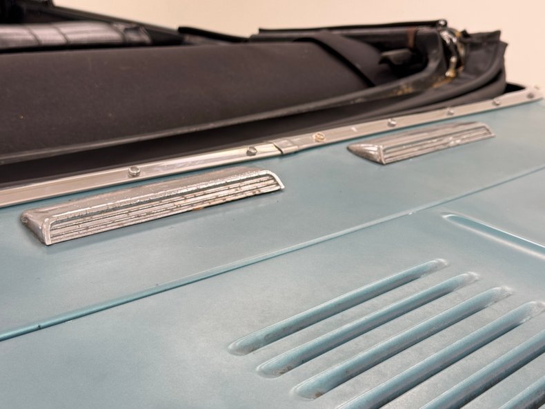 Unknown-Corvair-1964-Azure-Aqua-Black-29