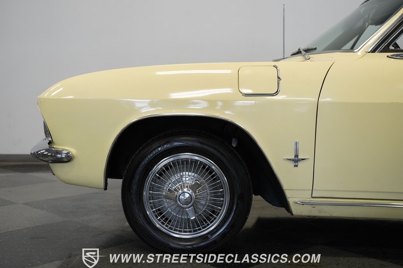 Unknown-Corvair-1965-Butternut-Yellow-Black-11