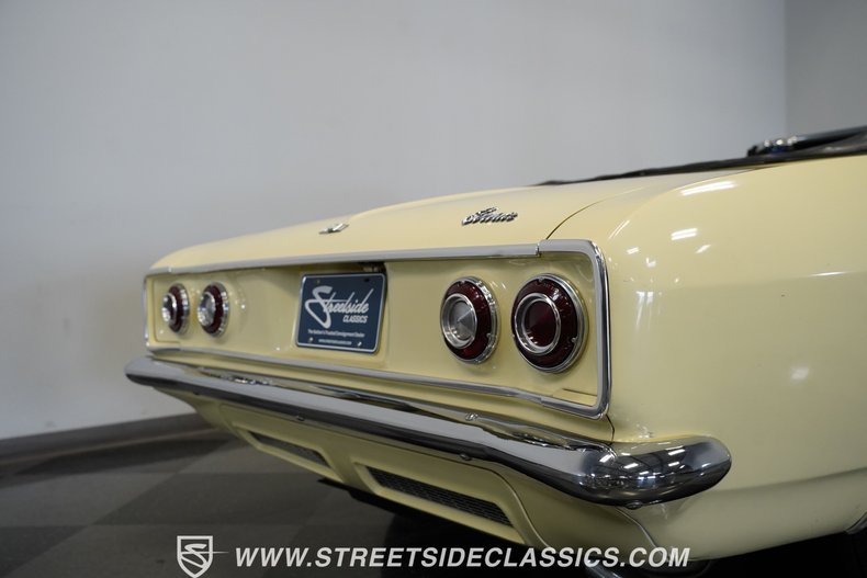 Unknown-Corvair-1965-Butternut-Yellow-Black-19