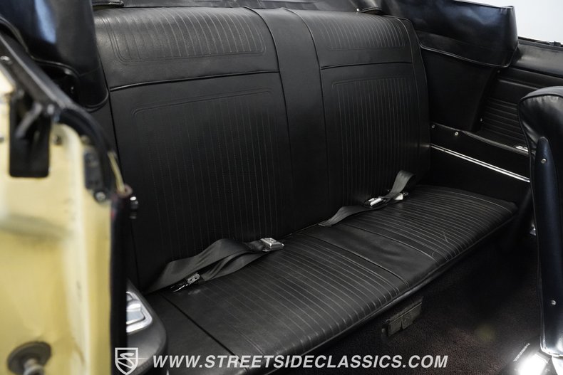 Unknown-Corvair-1965-Butternut-Yellow-Black-37