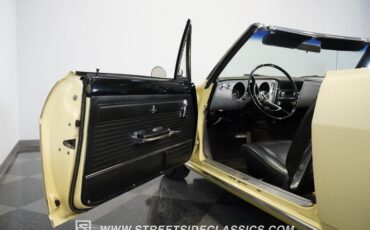 Unknown-Corvair-1965-Butternut-Yellow-Black-38