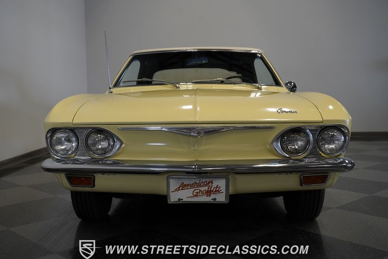 Unknown-Corvair-1965-Butternut-Yellow-Black-43