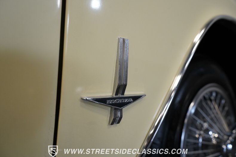 Unknown-Corvair-1965-Butternut-Yellow-Black-44