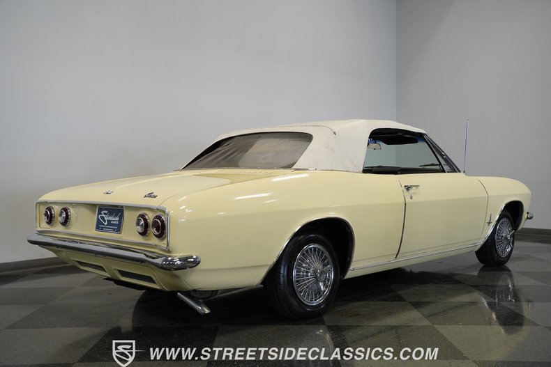 Unknown-Corvair-1965-Butternut-Yellow-Black-46