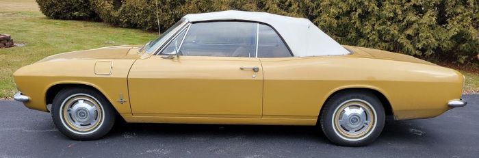 Unknown-Corvair-1965-Gold-Tan-16