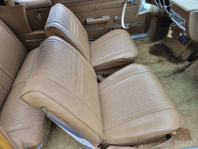 Unknown-Corvair-1965-Gold-Tan-4