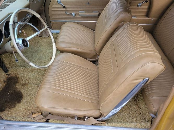 Unknown-Corvair-1965-Gold-Tan-8