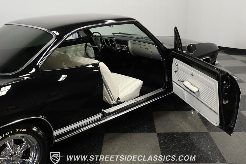 Unknown-Corvair-1965-Tuxedo-Black-White-47