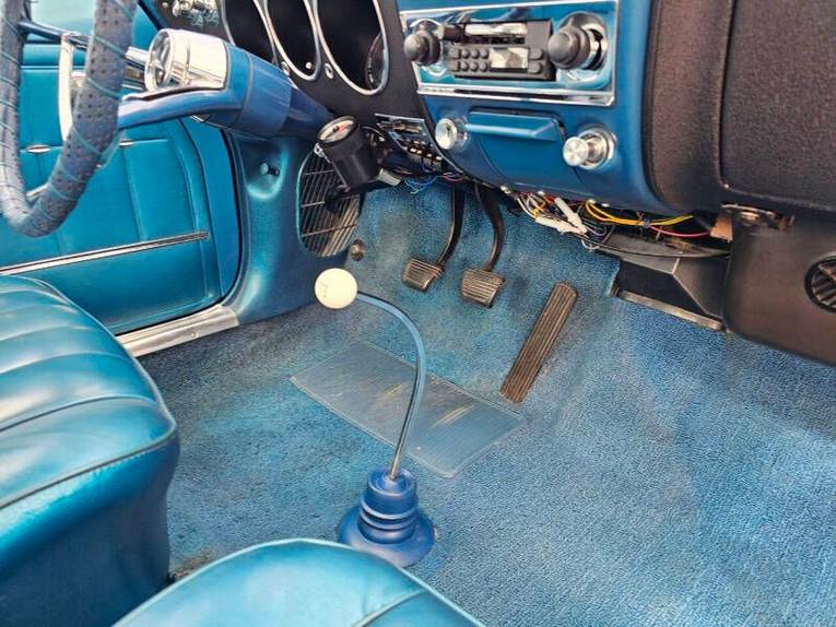 Unknown-Corvair-1966-Marina-Blue-blue-30