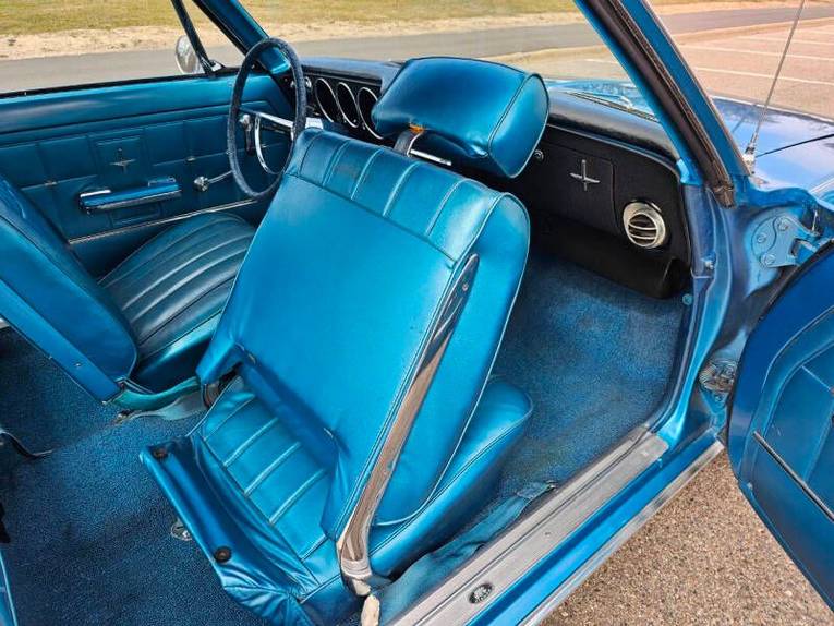Unknown-Corvair-1966-Marina-Blue-blue-31