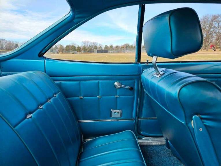 Unknown-Corvair-1966-Marina-Blue-blue-36