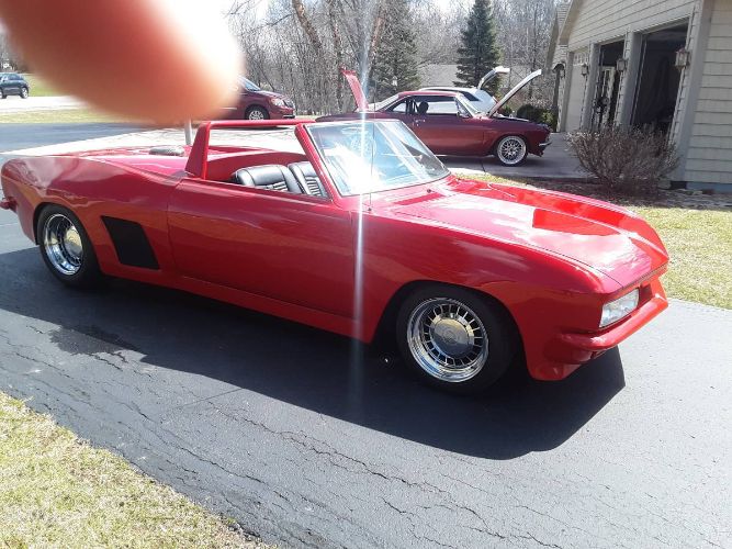 Unknown-Corvair-1966-Red-3