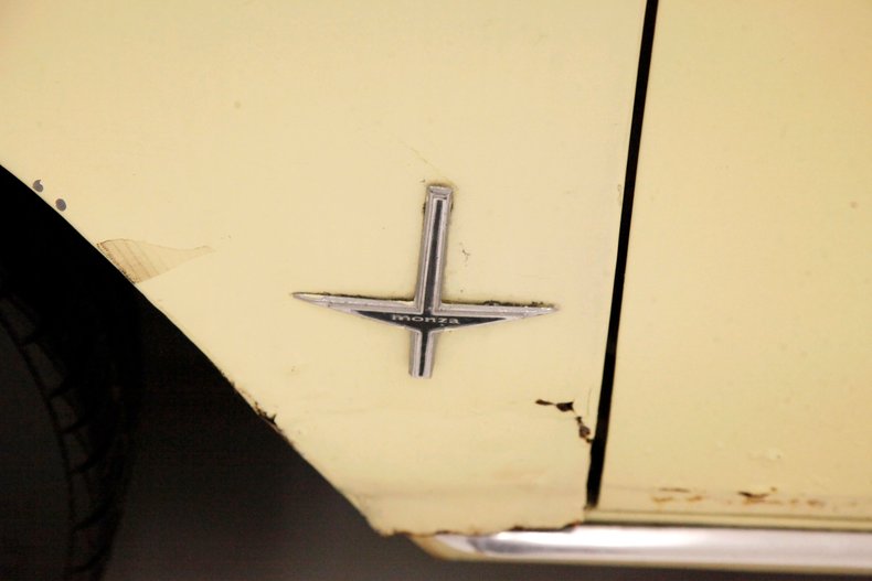 Unknown-Corvair-1968-Butternut-Yellow-Black-22