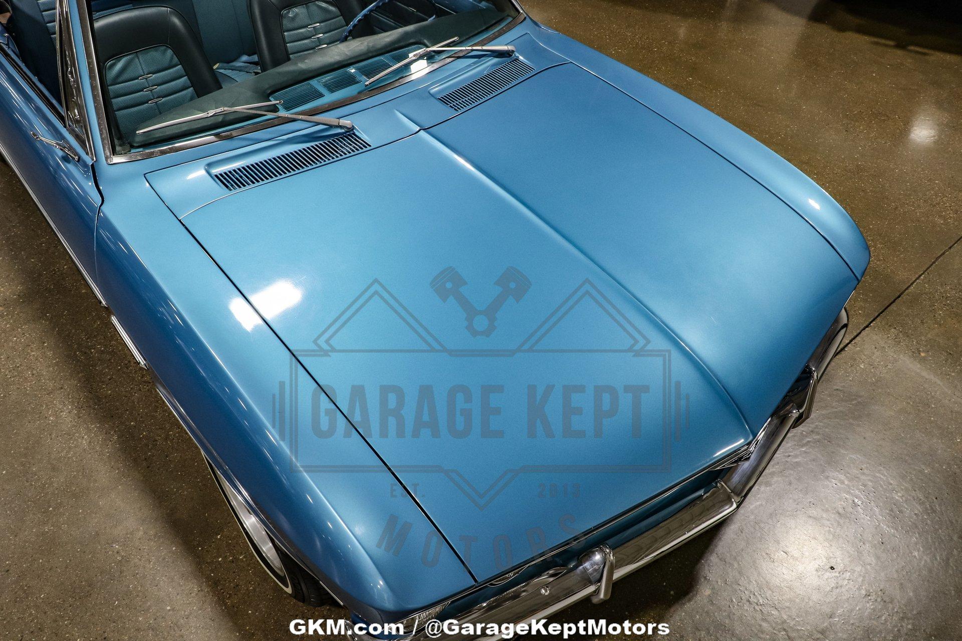 Unknown-Corvair-1968-Grotto-Blue-Blue-40