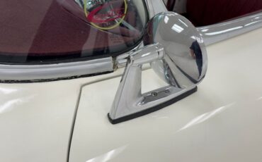 Unknown-Corvette-1953-Ermine-White-Burgundy-14