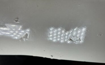 Unknown-Corvette-1953-Ermine-White-Burgundy-17