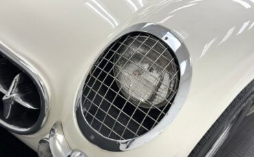 Unknown-Corvette-1953-Ermine-White-Burgundy-25