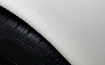 Unknown-Corvette-1953-Ermine-White-Burgundy-37