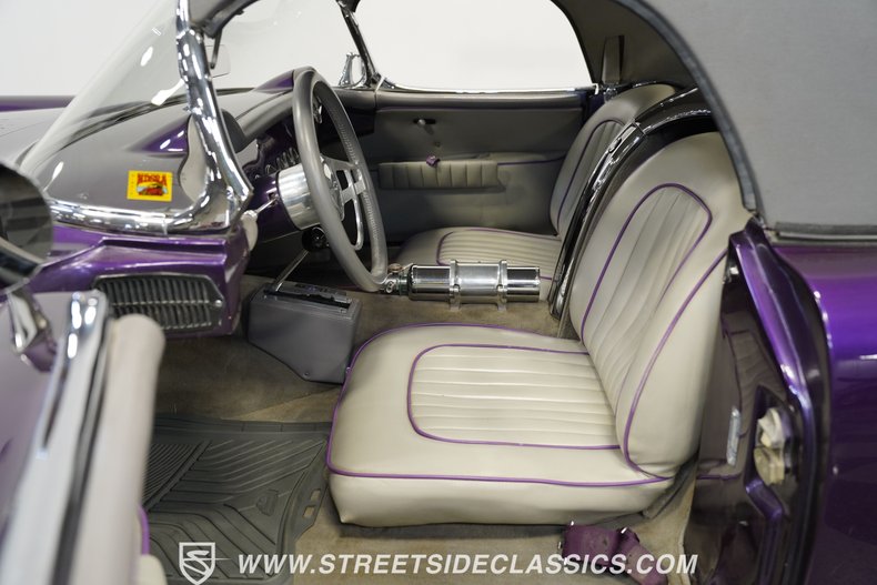 Unknown-Corvette-1953-Purple-Gray-37