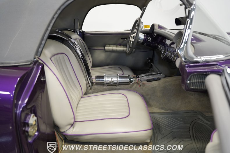 Unknown-Corvette-1953-Purple-Gray-39